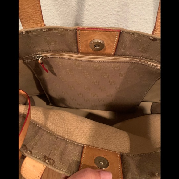 Vintage Dooney & Bourke Signature Handbag - Picture 4 of 7